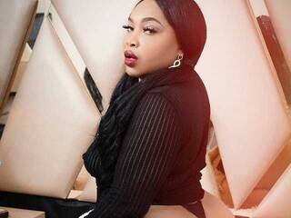 エロティックなビデオチャット xhollyrowlan