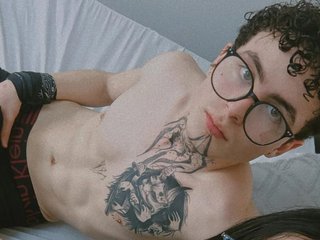 エロティックなビデオチャット XHotDesire-fx