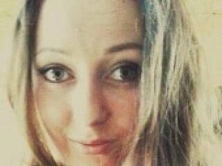 エロティックなビデオチャット xnicexx170