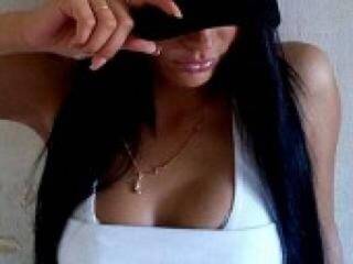 エロティックなビデオチャット xnikole