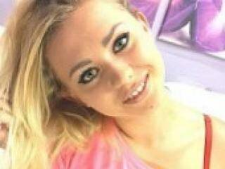 エロティックなビデオチャット xscarletx