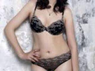 エロティックなビデオチャット xxkiiraxx