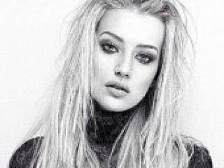 エロティックなビデオチャット xxkrissxx