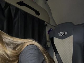 エロティックなビデオチャット LolaSexxx