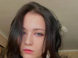 エロティックなビデオチャット YajairaWeare