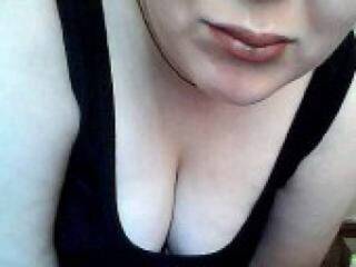 エロティックなビデオチャット yalala