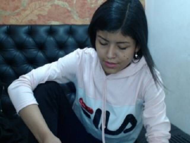 ブロードキャストスクリーンショット YANHET418