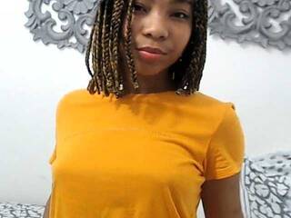 エロティックなビデオチャット yeilo023