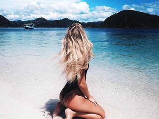 エロティックなビデオチャット Your-teacher-1