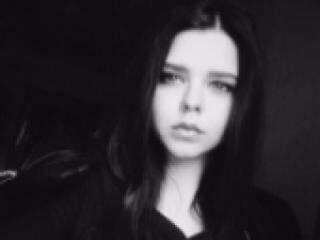 エロティックなビデオチャット yourdia