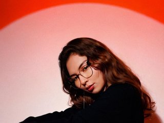エロティックなビデオチャット YourMaddy