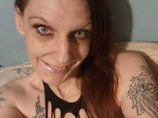 エロティックなビデオチャット Yourstruly9020