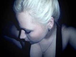 エロティックなビデオチャット yoursweet12