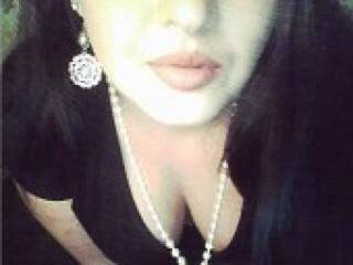 エロティックなビデオチャット yourvikky