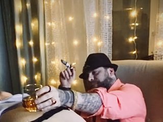 エロティックなビデオチャット YuGoVi