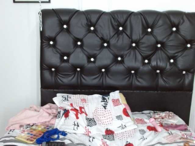 ブロードキャストスクリーンショット YuliaWills