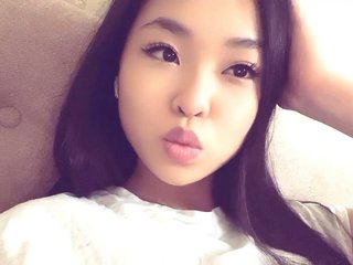 エロティックなビデオチャット YunHori