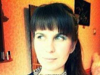 エロティックなビデオチャット yyuulliiaa