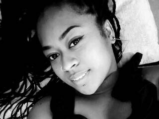 エロティックなビデオチャット zafiro-C