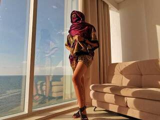 エロティックなビデオチャット Zahra-Mohamed