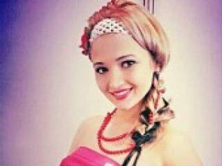 エロティックなビデオチャット zketrinz