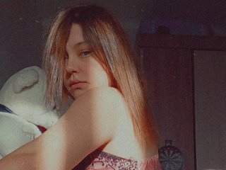 エロティックなビデオチャット PeachyAlice