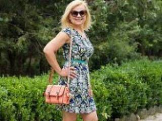 エロティックなビデオチャット zrelaiadeva